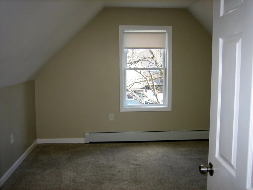 4 bed, 1 bath apartment for rent at 9 Pearl St Unit 2, Ayer — photo 7 of 10