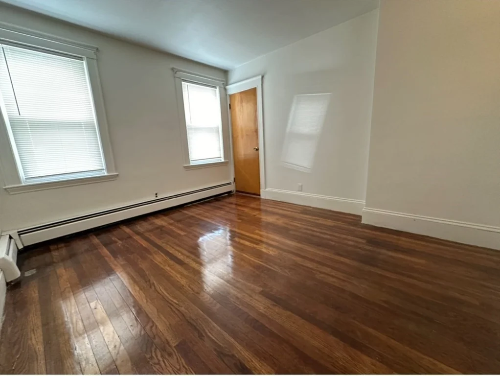 2 bed, 1 bath apartment for rent at 9 Pearl St Unit 9, Belmont — photo 6 of 9
