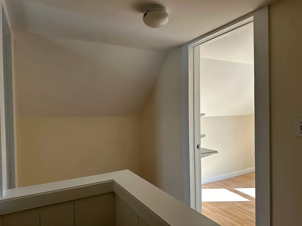 3 bed, 1 bath apartment for rent at 9 Playstead Rd Unit 2, Malden — photo 17 of 21