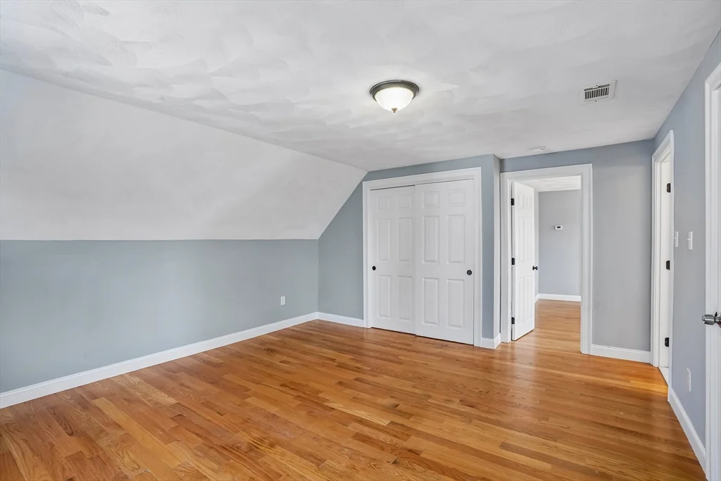 1 bed, 1 bath apartment for rent at 9 Porter St Unit 3, Everett — photo 8 of 23