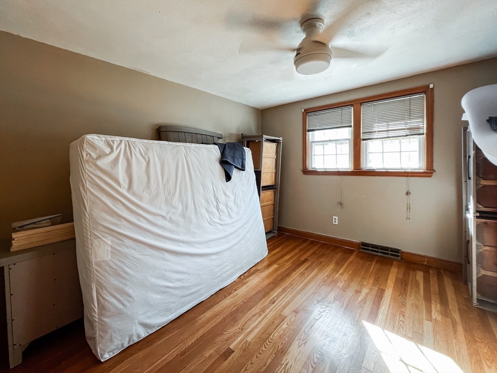 3 bed, 1 bath apartment for rent at 9 Putney Circle Unit 9, Billerica — photo 11 of 23