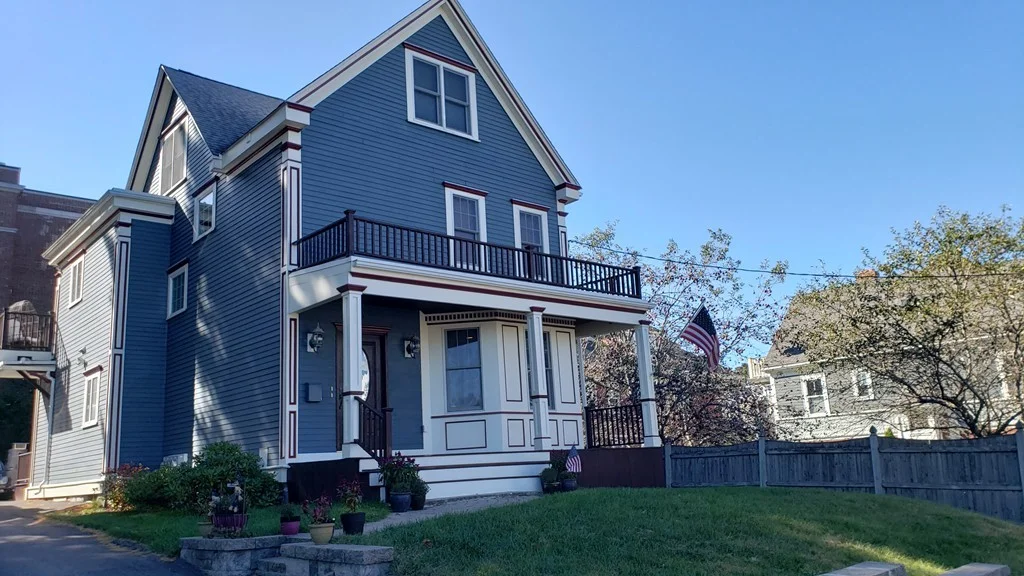 2 bed, 1 bath apartment for rent at 9 Queen St Unit 1, Dorchester