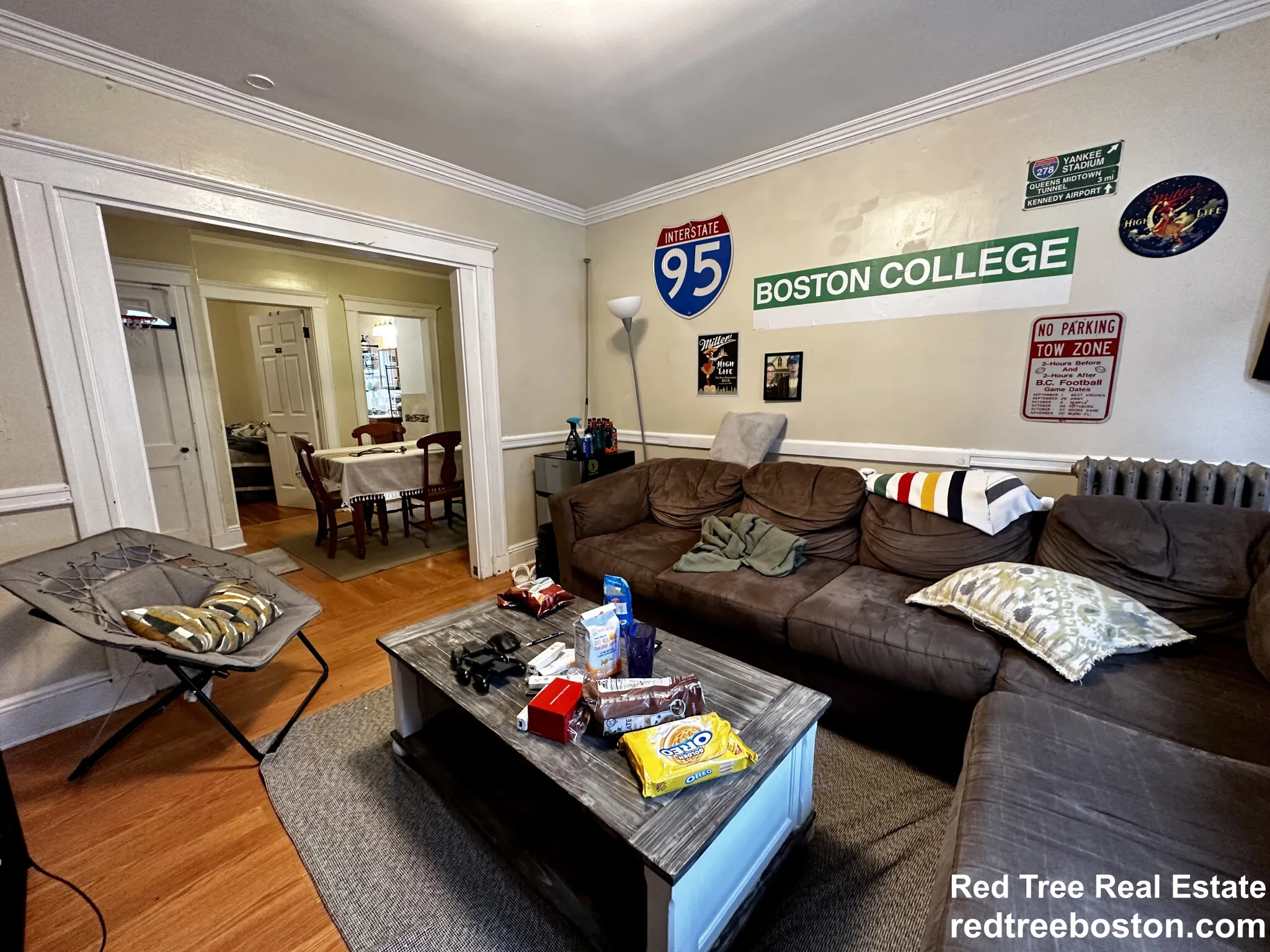4 bed, 2 bath apartment for rent at 9 Radnor Rd Unit 2, Brighton — photo 2 of 18