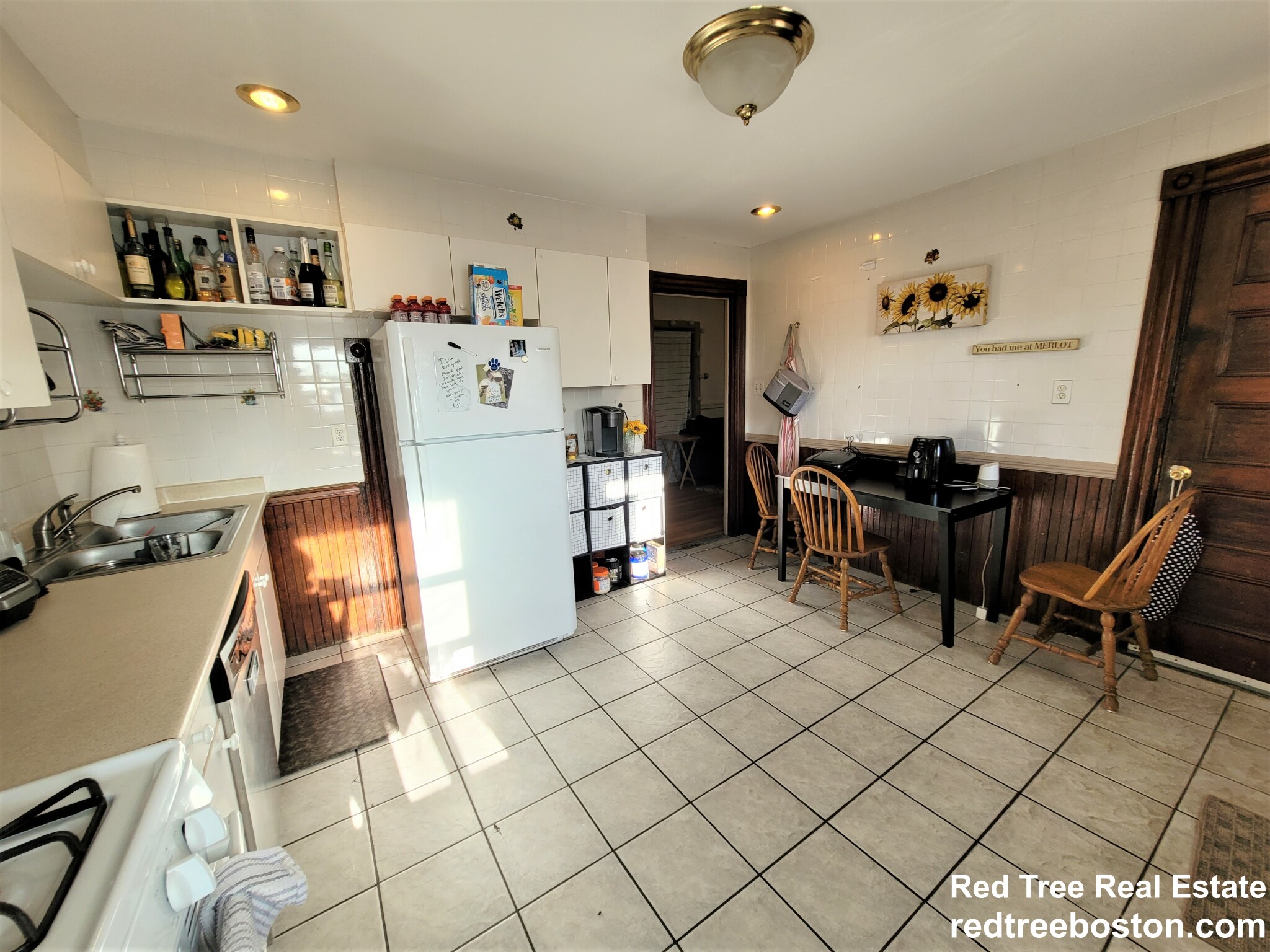 3 bed, 1 bath apartment for rent at 9 Raven St Unit 2, Dorchester — photo 5 of 13