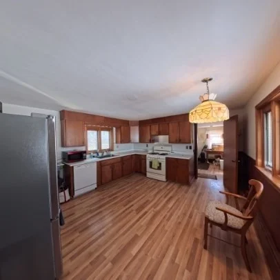 4 bed, 2 bath apartment for rent at 9 Raymond St Unit 1, Allston — photo 1 of 17