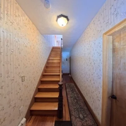4 bed, 2 bath apartment for rent at 9 Raymond St Unit 1, Allston — photo 8 of 17