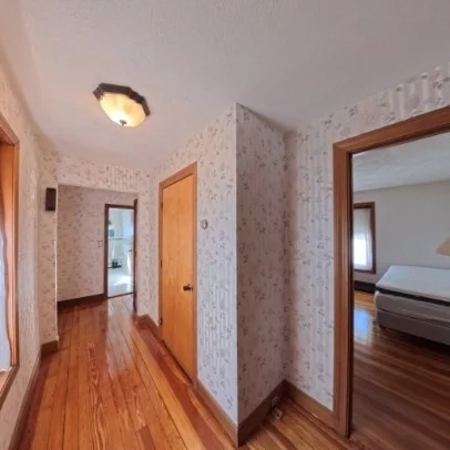 4 bed, 2 bath apartment for rent at 9 Raymond St Unit 1, Allston — photo 9 of 17