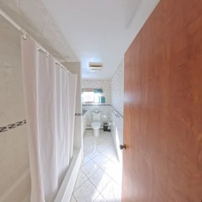 4 bed, 2 bath apartment for rent at 9 Raymond St Unit 1, Allston — photo 15 of 17
