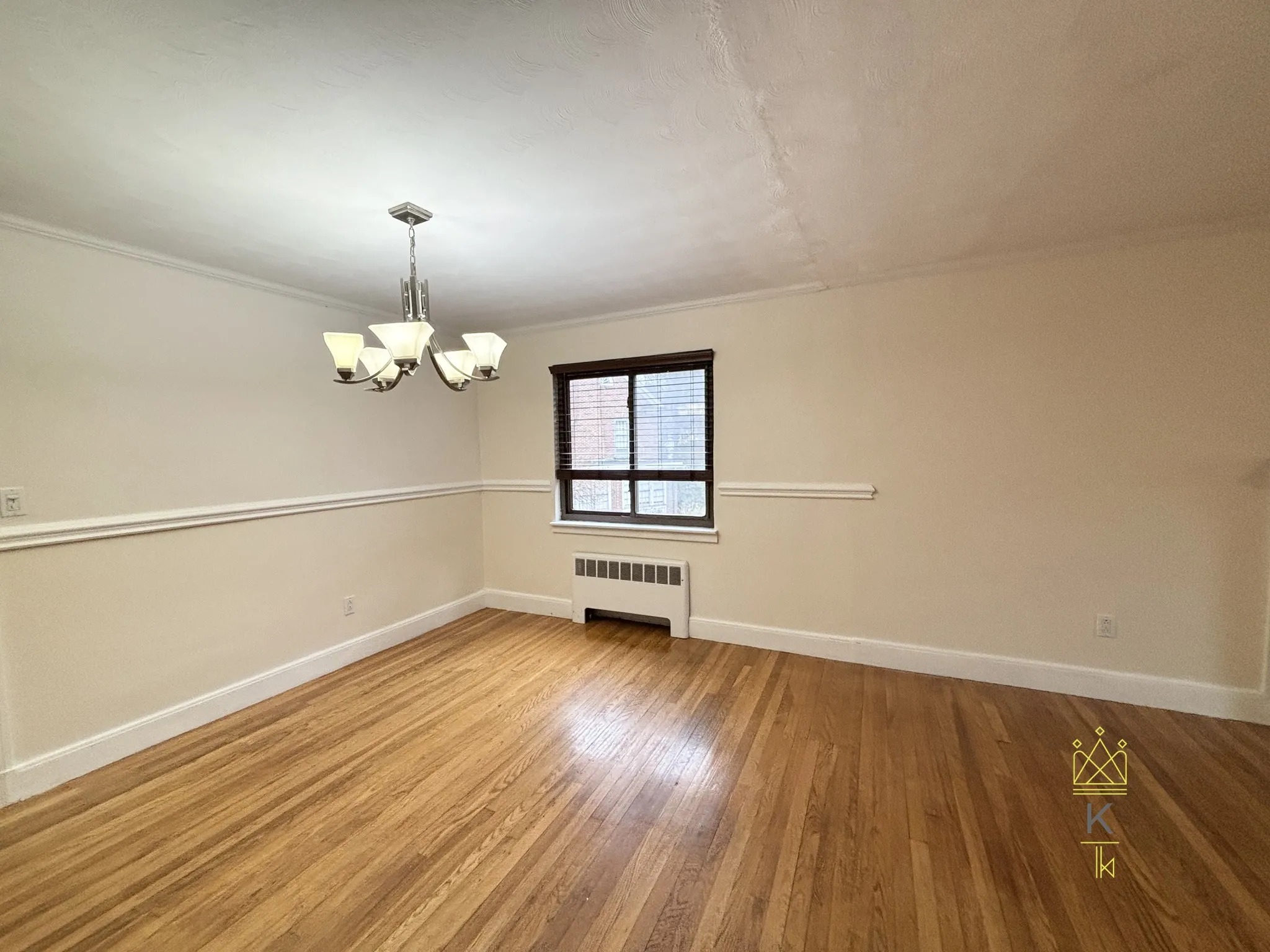 3 bed, 2 bath apartment for rent at 9 Reservoir Rd Unit 1, Chestnut Hill — photo 12 of 21