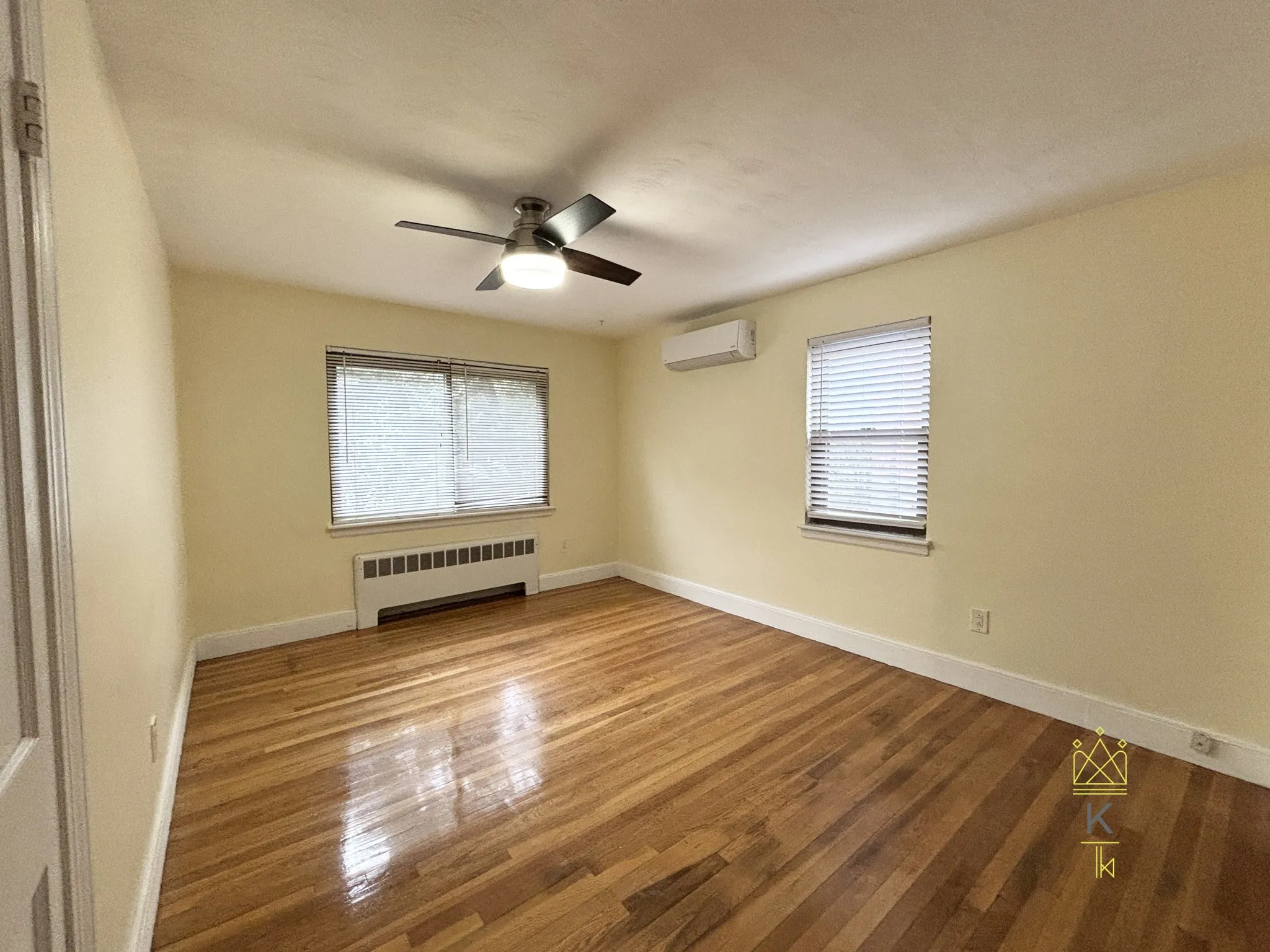 3 bed, 2 bath apartment for rent at 9 Reservoir Rd Unit 1, Chestnut Hill — photo 15 of 21