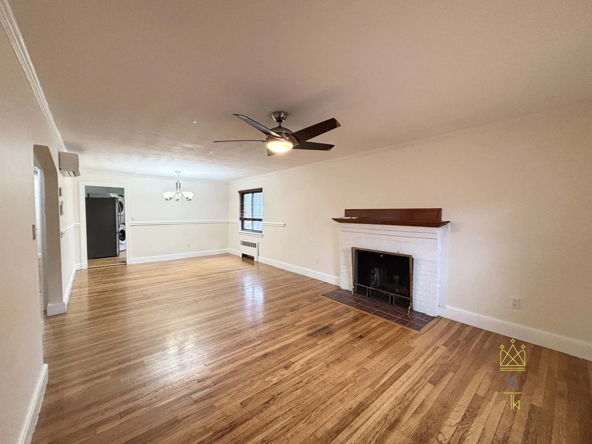 3 bed, 2 bath apartment for rent at 9 Reservoir Rd Unit 1, Chestnut Hill — photo 10 of 21