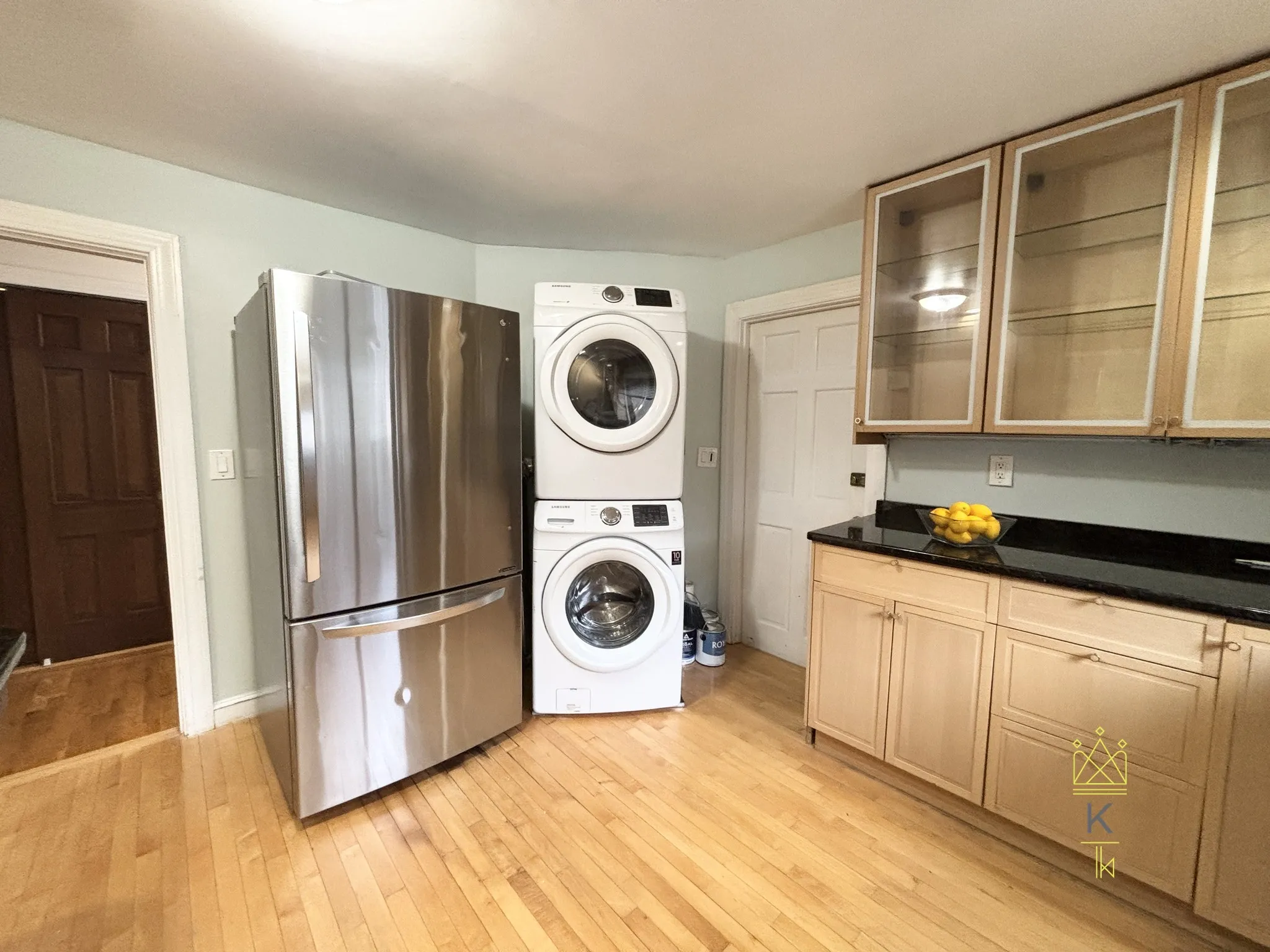3 bed, 2 bath apartment for rent at 9 Reservoir Rd Unit 1, Chestnut Hill — photo 7 of 21
