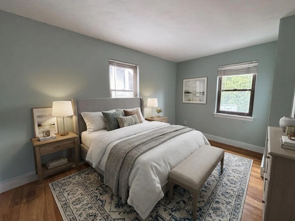 3 bed, 2 bath apartment for rent at 9 Reservoir Rd Unit 2, Chestnut Hill — photo 5 of 12
