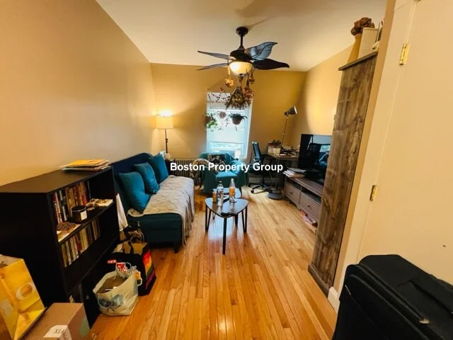 2 bed, 1.5 bath apartment for rent at 9 Rice St Unit 5, Brookline — photo 1 of 9