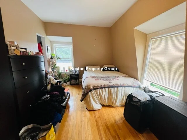 2 bed, 1.5 bath apartment for rent at 9 Rice St Unit 5, Brookline — photo 3 of 9