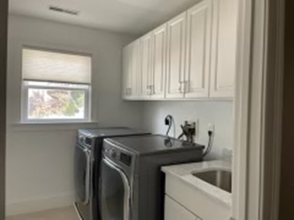 4 bed, 3 bath apartment for rent at 9 Ridgeway Ave, Needham — photo 8 of 16