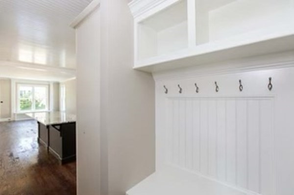 4 bed, 3 bath apartment for rent at 9 Ridgeway Ave, Needham — photo 13 of 16