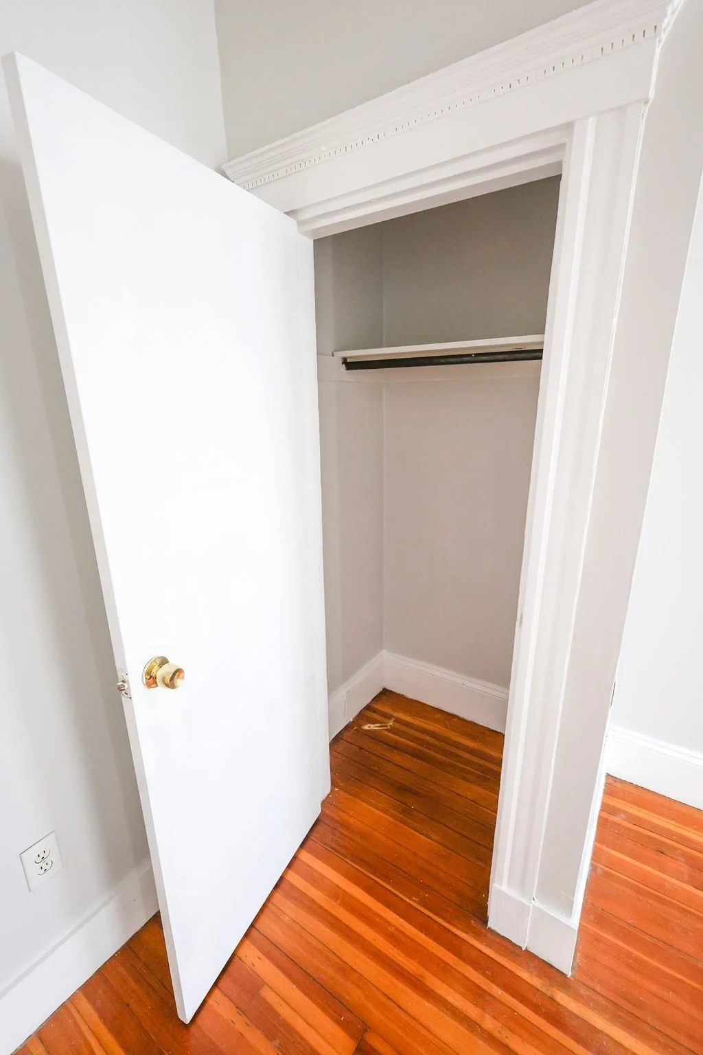 3 bed, 1 bath apartment for rent at 9 Ridgewood St Unit 2, Dorchester — photo 8 of 13