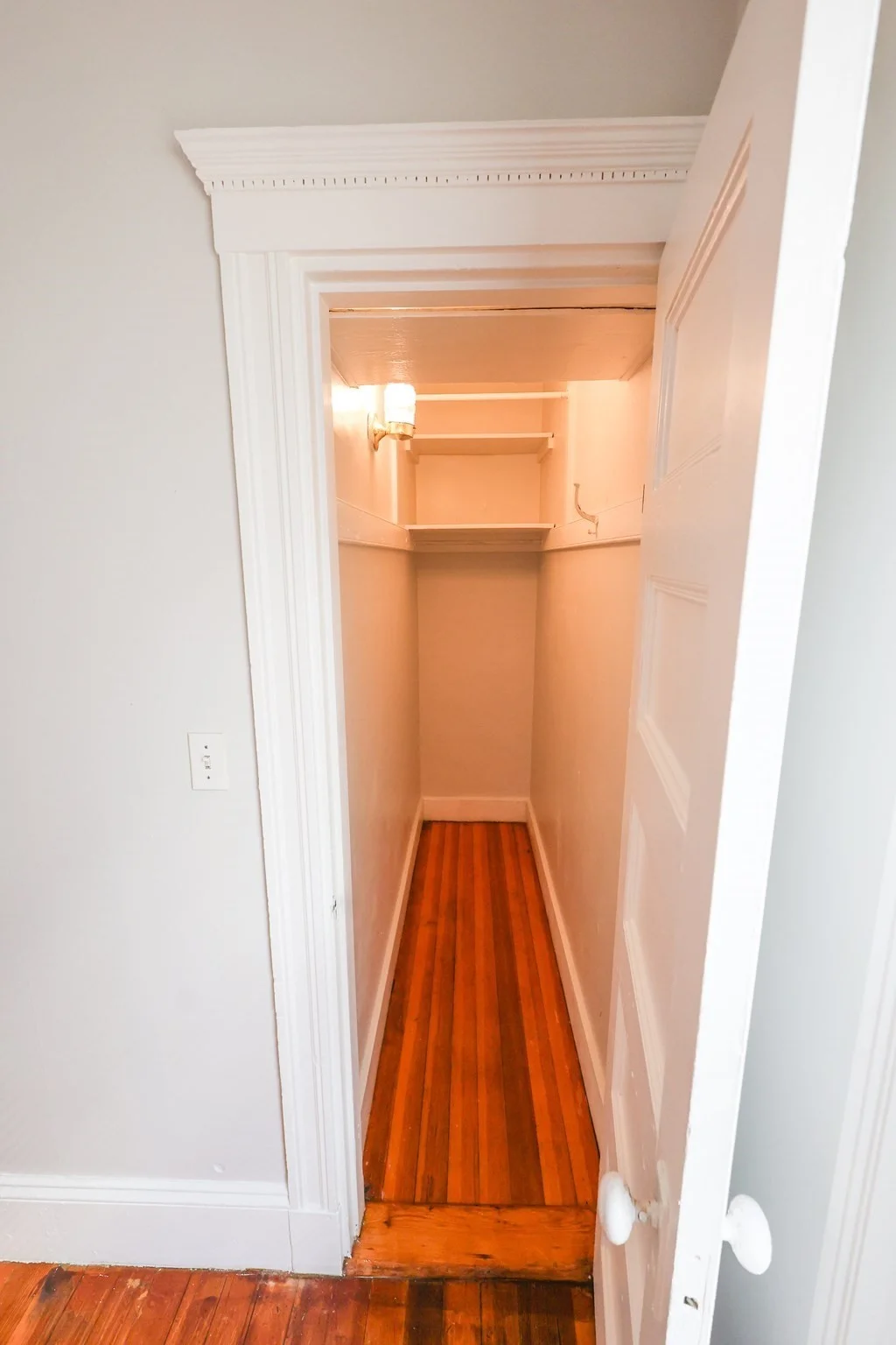3 bed, 1 bath apartment for rent at 9 Ridgewood St Unit 2, Dorchester — photo 12 of 13