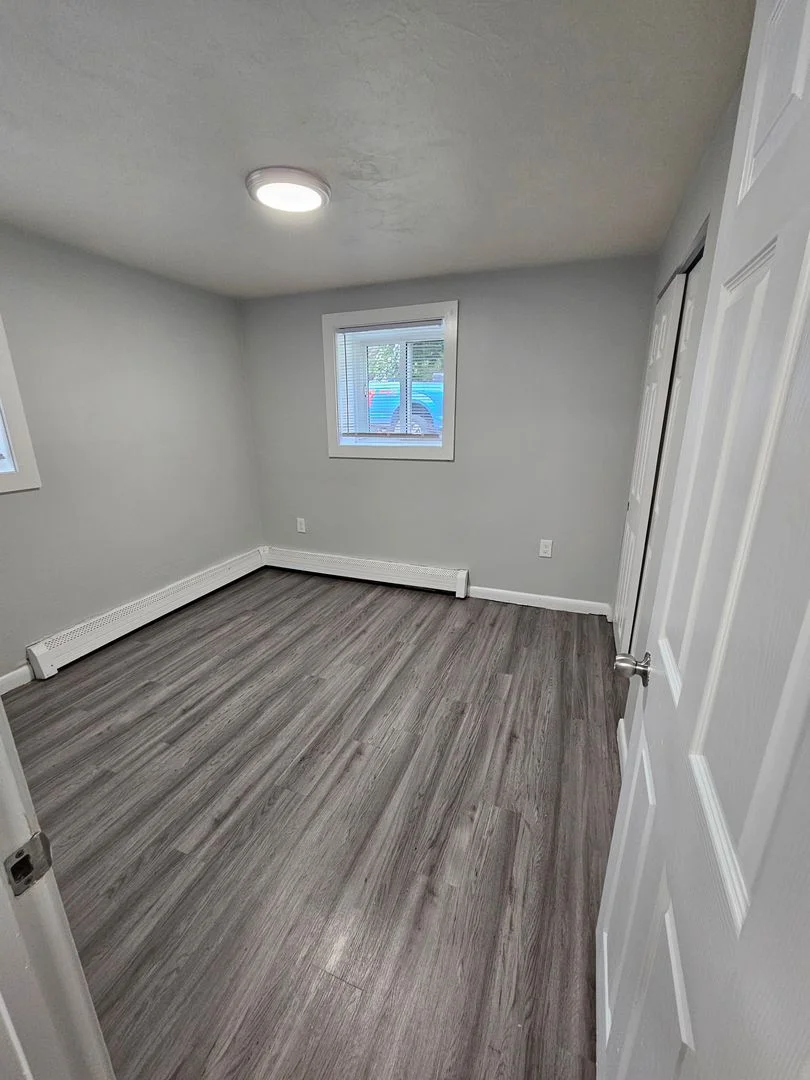 3 bed, 1 bath apartment for rent at 9 River Street Ter Unit 1B, Hyde Park — photo 8 of 14