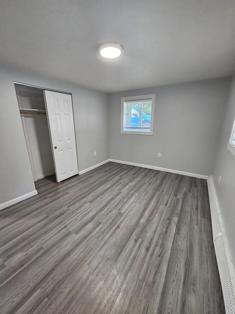 3 bed, 1 bath apartment for rent at 9 River Street Ter Unit 1B, Hyde Park — photo 9 of 14