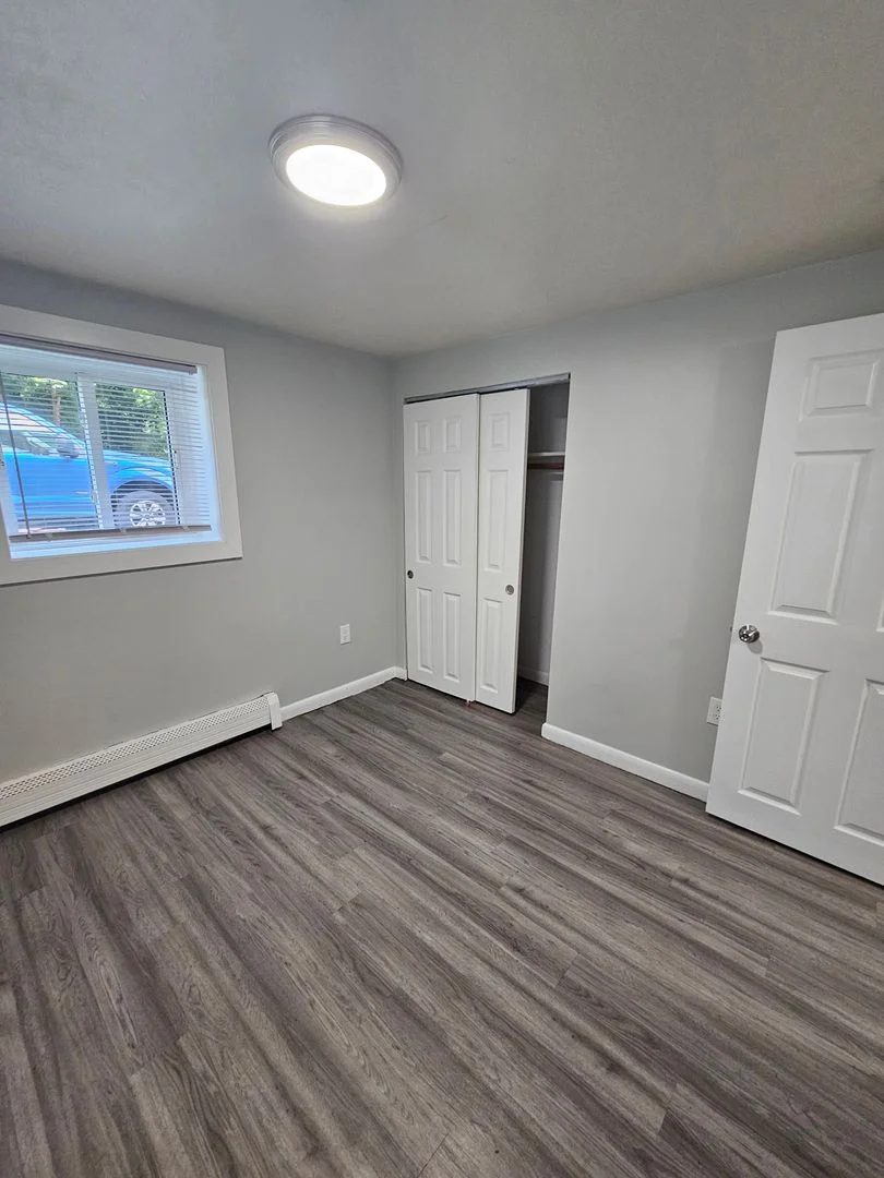 3 bed, 1 bath apartment for rent at 9 River Street Ter Unit 1B, Hyde Park — photo 10 of 14