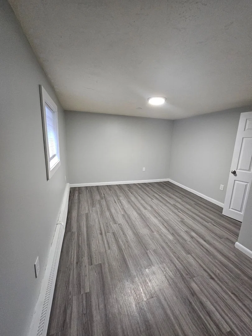 3 bed, 1 bath apartment for rent at 9 River Street Ter Unit 1B, Hyde Park — photo 2 of 14