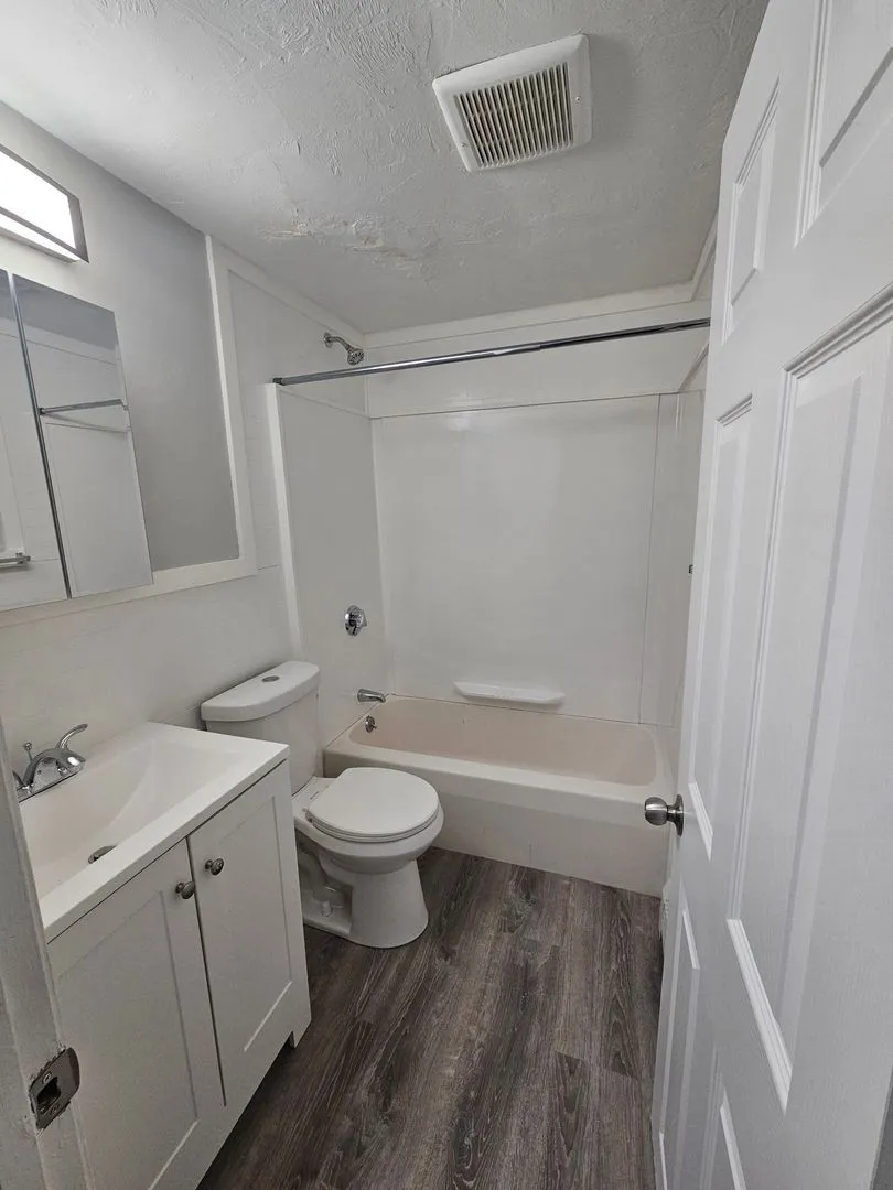 2 bed, 1 bath apartment for rent at 9 River Street Ter Unit 2, Hyde Park — photo 2 of 4