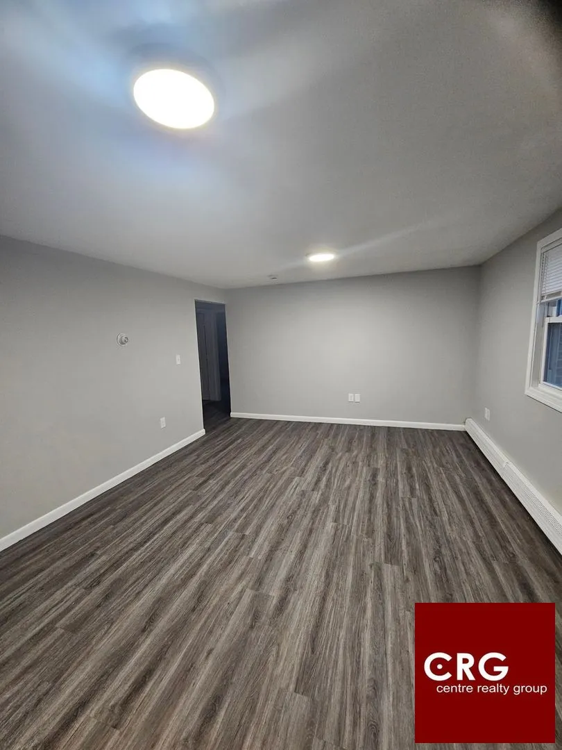 2 bed, 1 bath apartment for rent at 9 River Street Ter Unit 2, Hyde Park — photo 4 of 4
