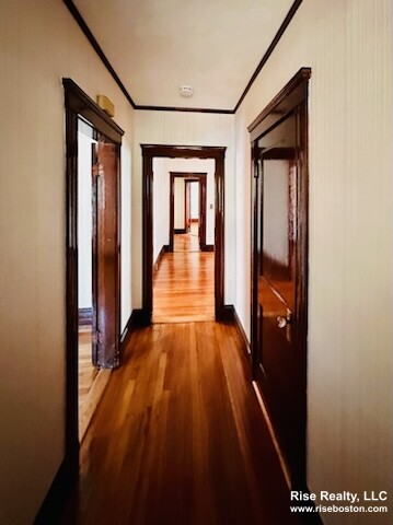 3 bed, 1 bath apartment for rent at 9 Roberts Rd Unit 2, Mid Cambridge — photo 10 of 11