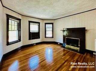 3 bed, 1 bath apartment for rent at 9 Roberts Rd Unit 2, Mid Cambridge — photo 1 of 11