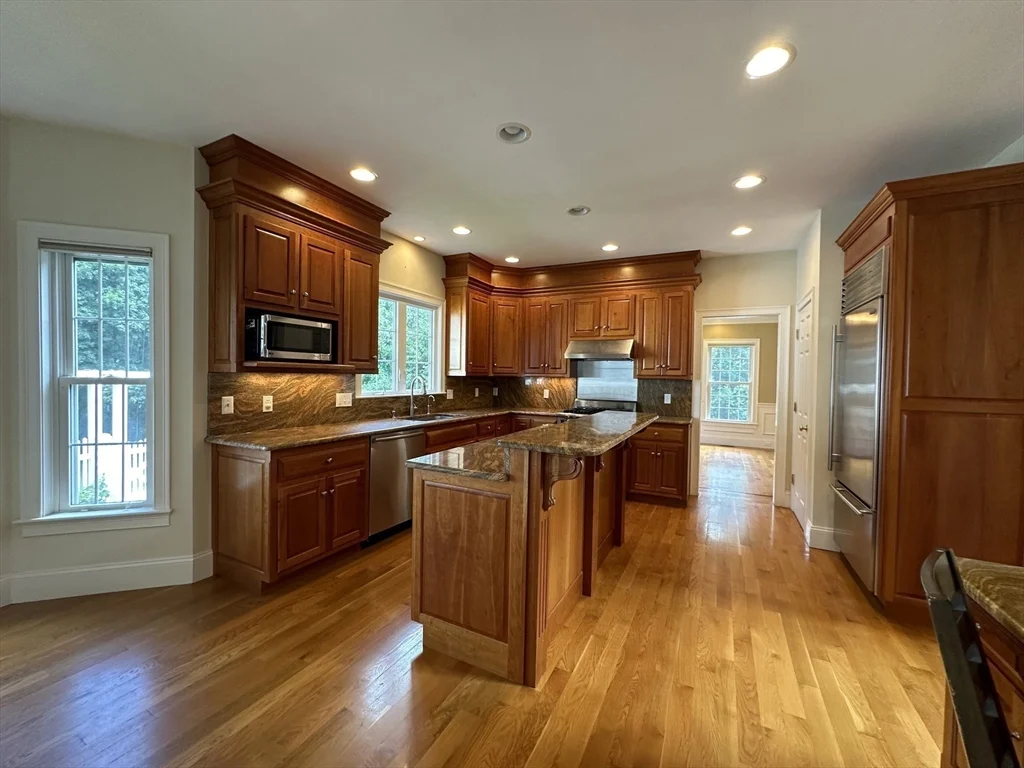 4 bed, 3 bath apartment for rent at 9 Rosegate Rd Unit 9, Needham — photo 6 of 22