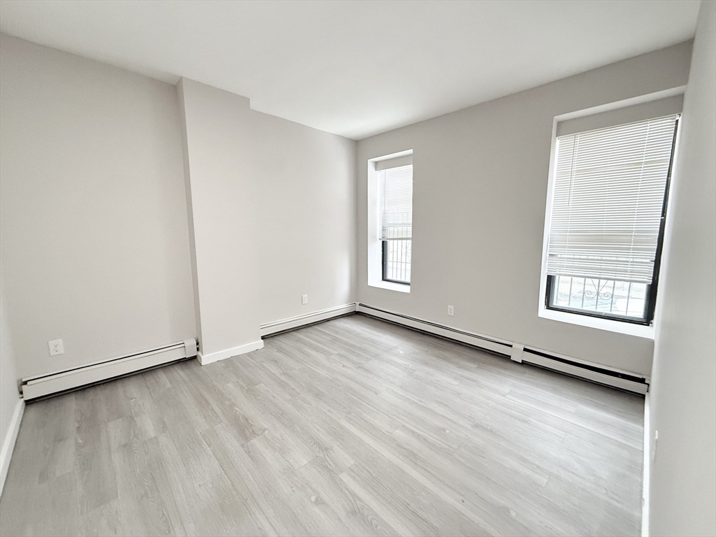 2 bed, 1 bath apartment for rent at 9 Ruggles Unit 1, Roxbury — photo 4 of 8