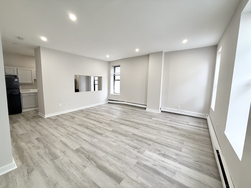 2 bed, 1 bath apartment for rent at 9 Ruggles Unit 3, Roxbury — photo 2 of 6