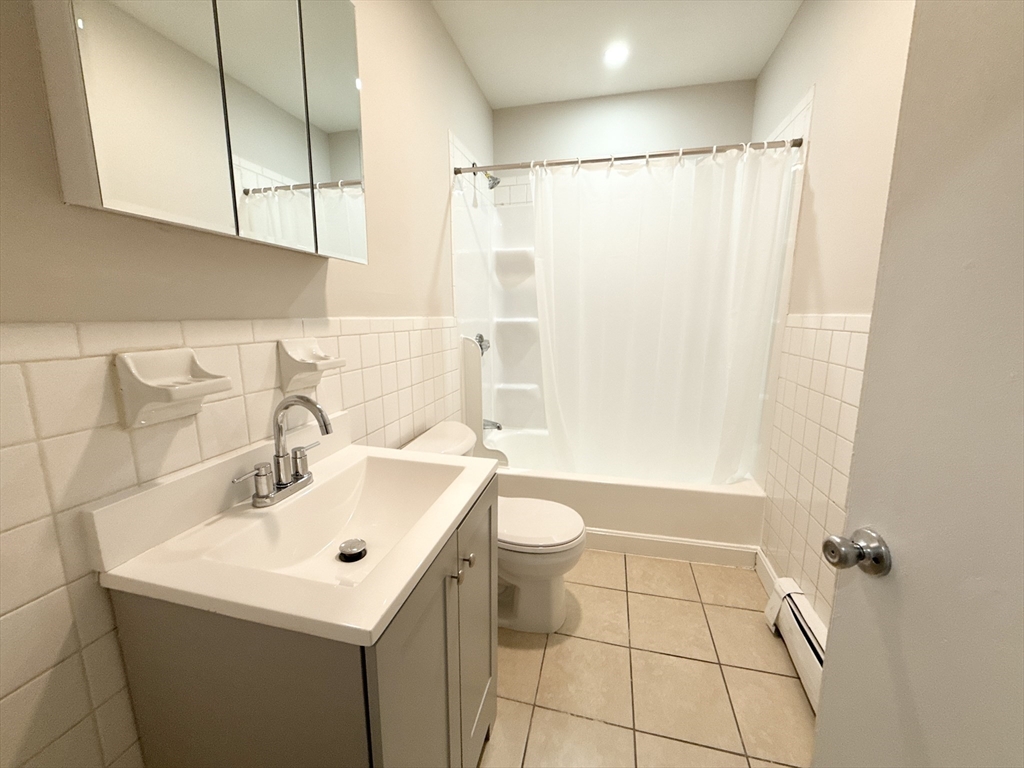 1 bed, 1 bath apartment for rent at 9 Ruggles Unit 4, Roxbury — photo 5 of 5