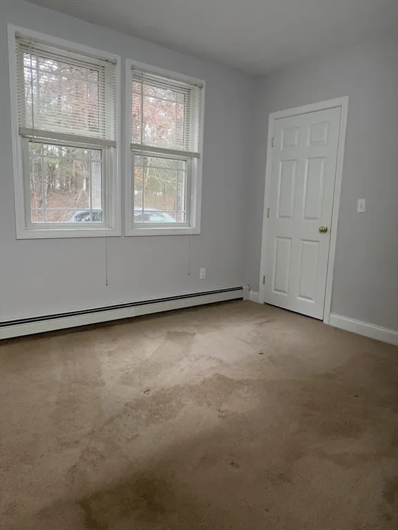 2 bed, 1 bath apartment for rent at 9 Russell Holmes Way Unit 2, Carver — photo 5 of 9