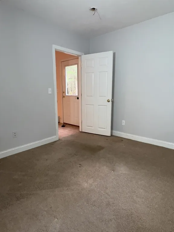 2 bed, 1 bath apartment for rent at 9 Russell Holmes Way Unit 2, Carver — photo 6 of 9
