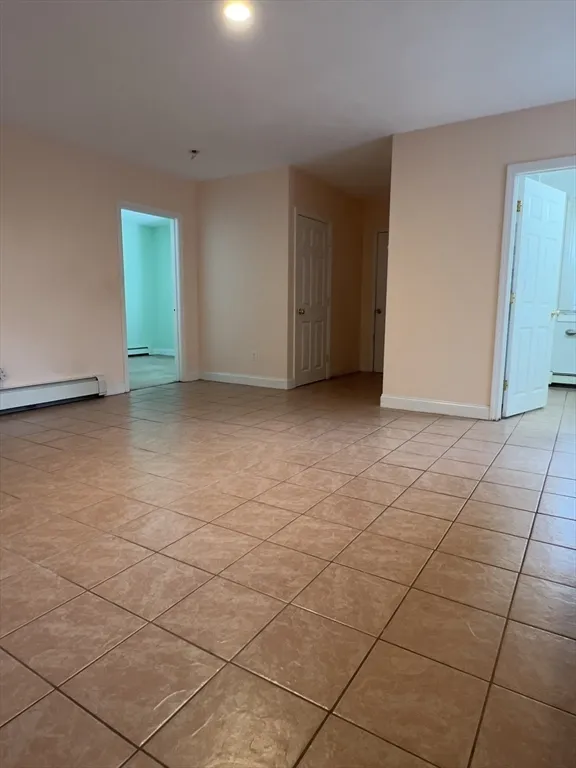 2 bed, 1 bath apartment for rent at 9 Russell Holmes Way Unit 2, Carver — photo 2 of 9