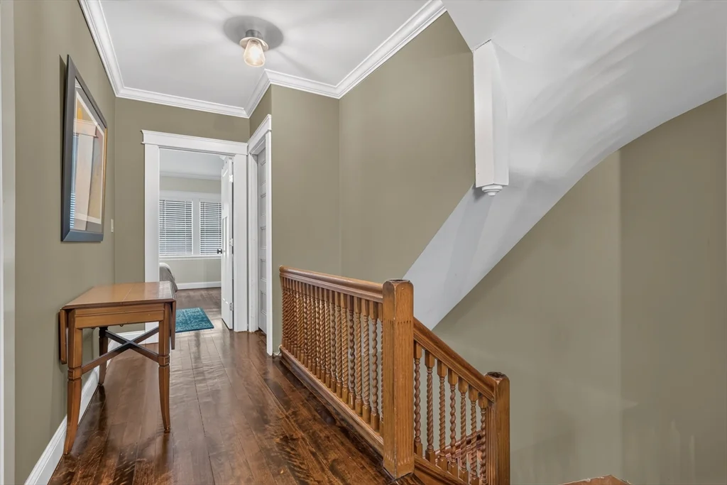3 bed, 2 bath apartment for rent at 9 S Munroe Terr Unit 9, Dorchester — photo 16 of 25