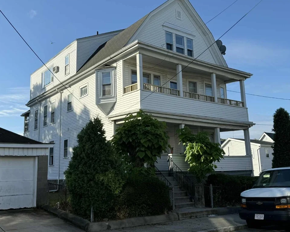 3 bed, 1 bath apartment for rent at 9 Sanger Unit 1, Medford