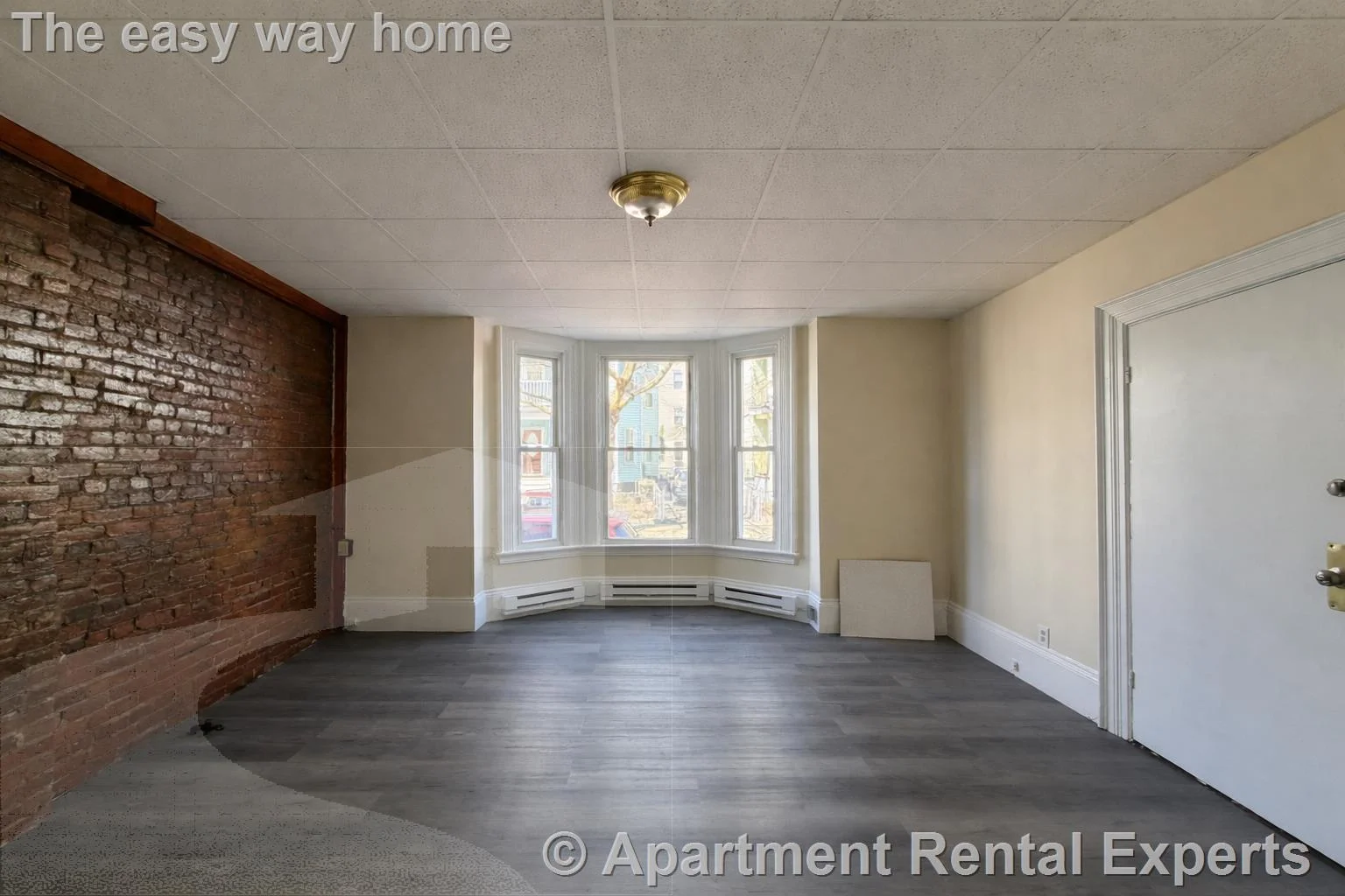 1 bed, 1 bath apartment for rent at 9 School St Unit 1, Union Square — photo 2 of 9
