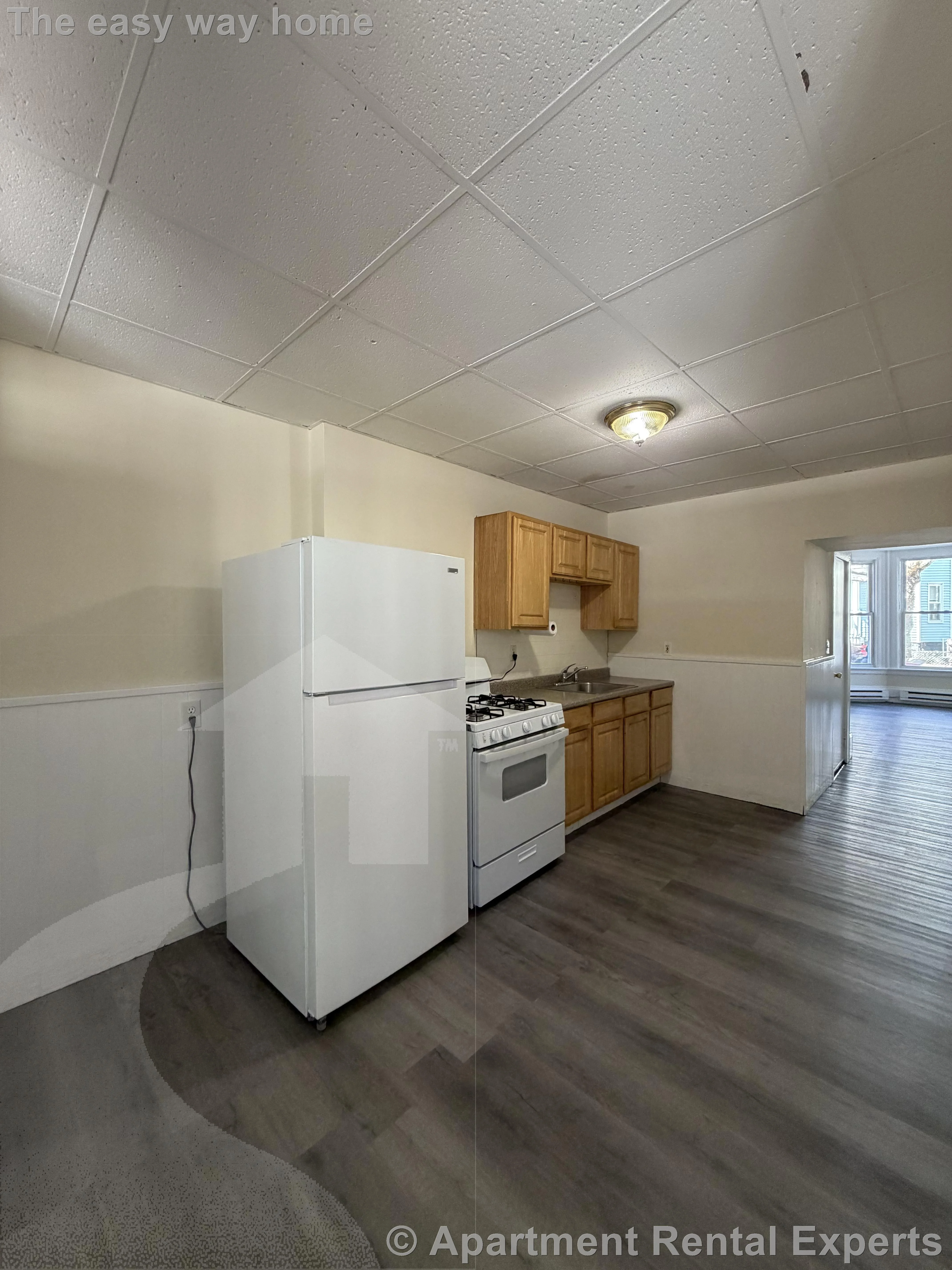 1 bed, 1 bath apartment for rent at 9 School St Unit 1, Union Square — photo 4 of 9