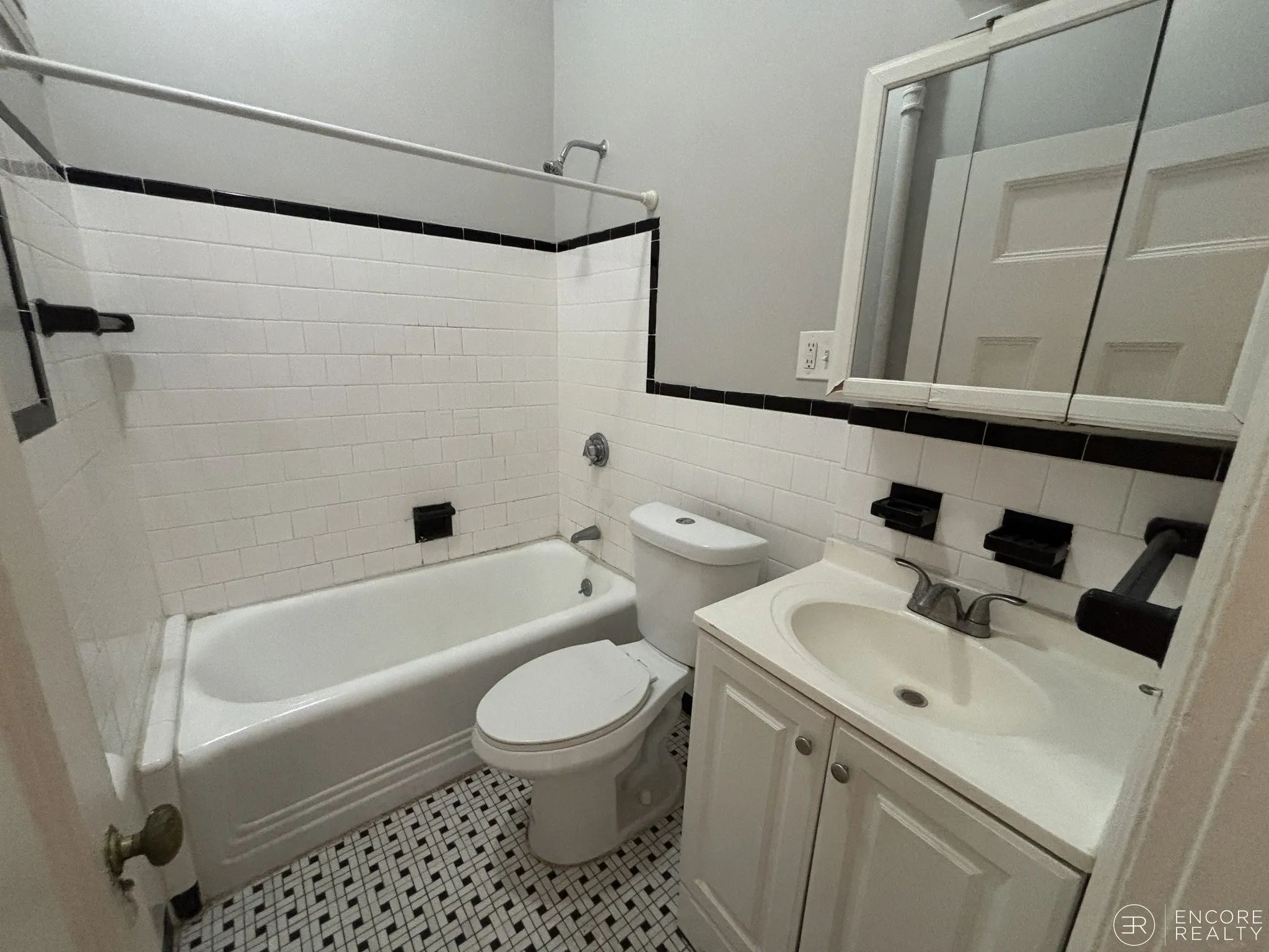 Studio bed, 1 bath apartment for rent at 9 Sewall Ave Unit 119, Coolidge Corner — photo 14 of 15