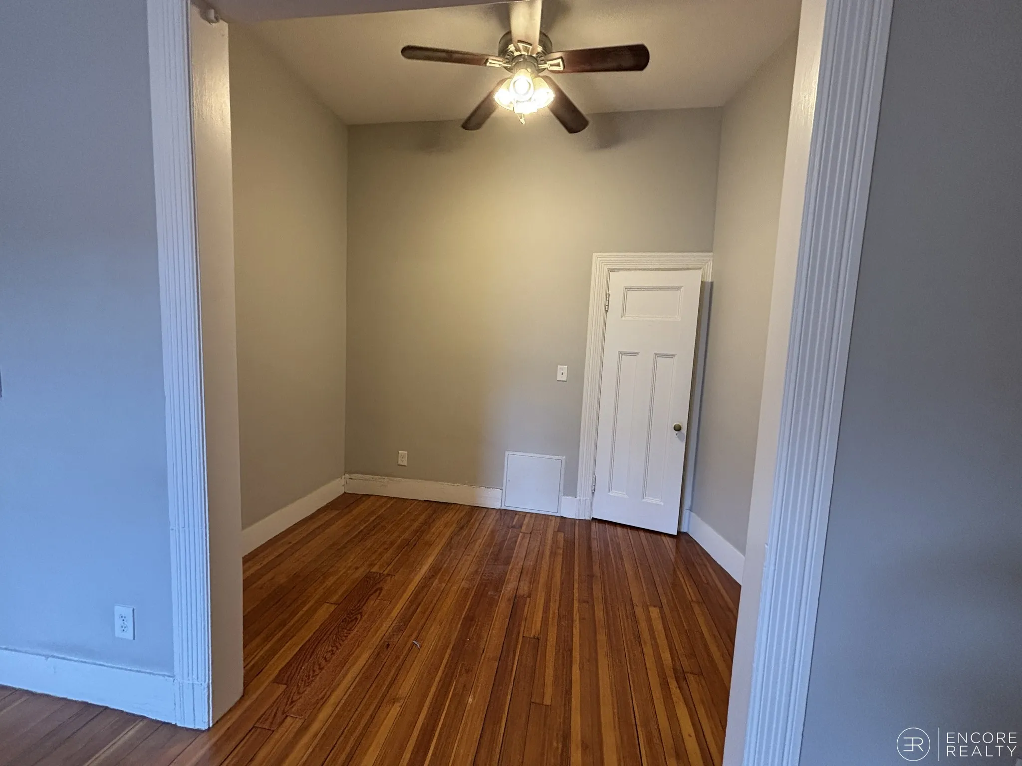 Studio bed, 1 bath apartment for rent at 9 Sewall Ave Unit 119, Coolidge Corner — photo 4 of 15