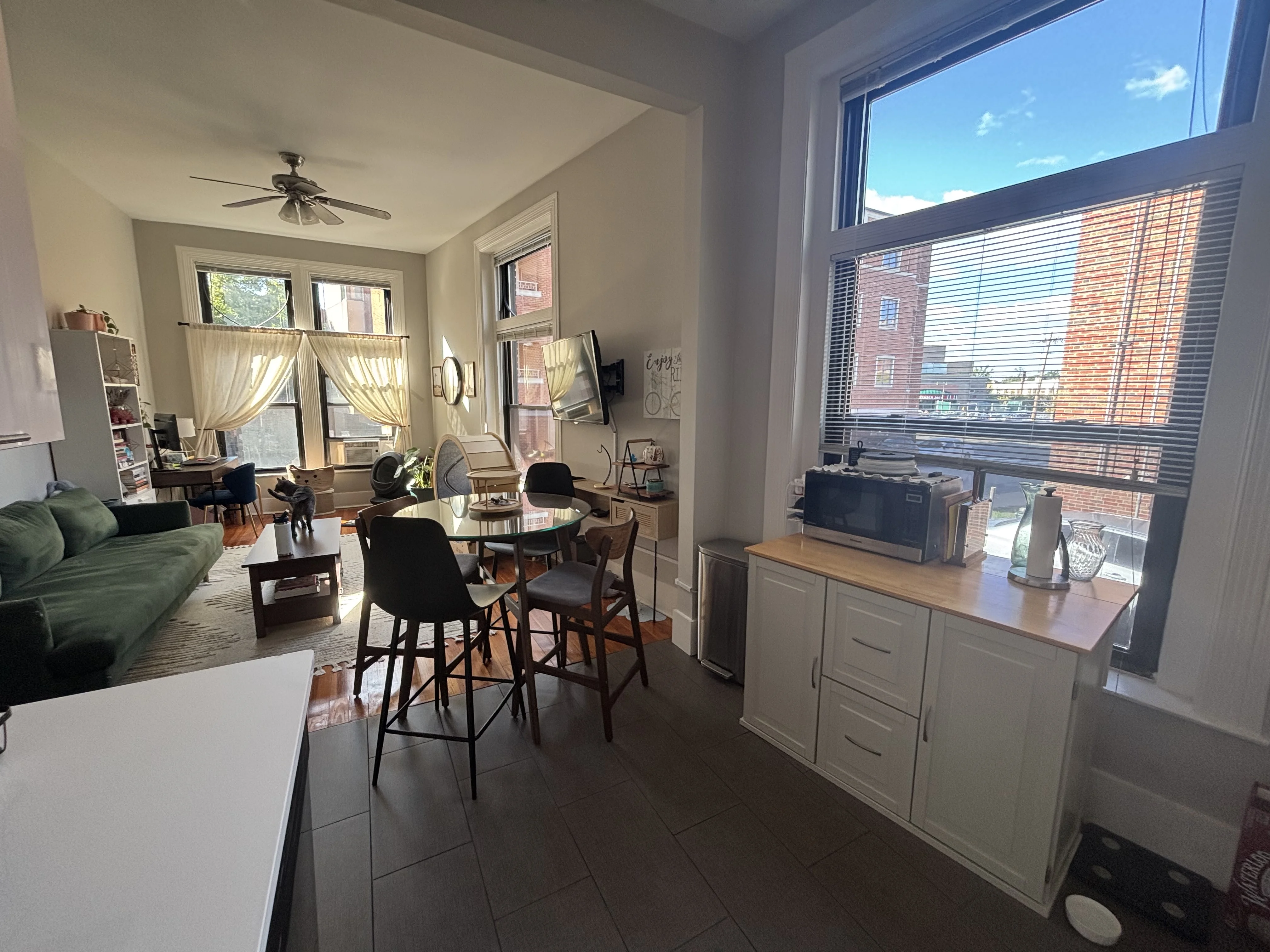 1 bed, 1 bath apartment for rent at 9 Sewall Ave Unit 14, Coolidge Corner — photo 3 of 27