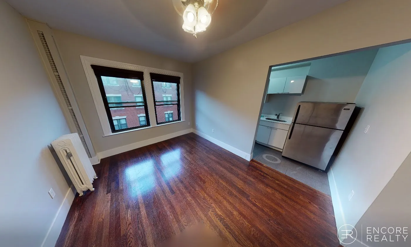 Studio bed, 1 bath apartment for rent at 9 Sewall Ave Unit 212, Coolidge Corner — photo 1 of 7
