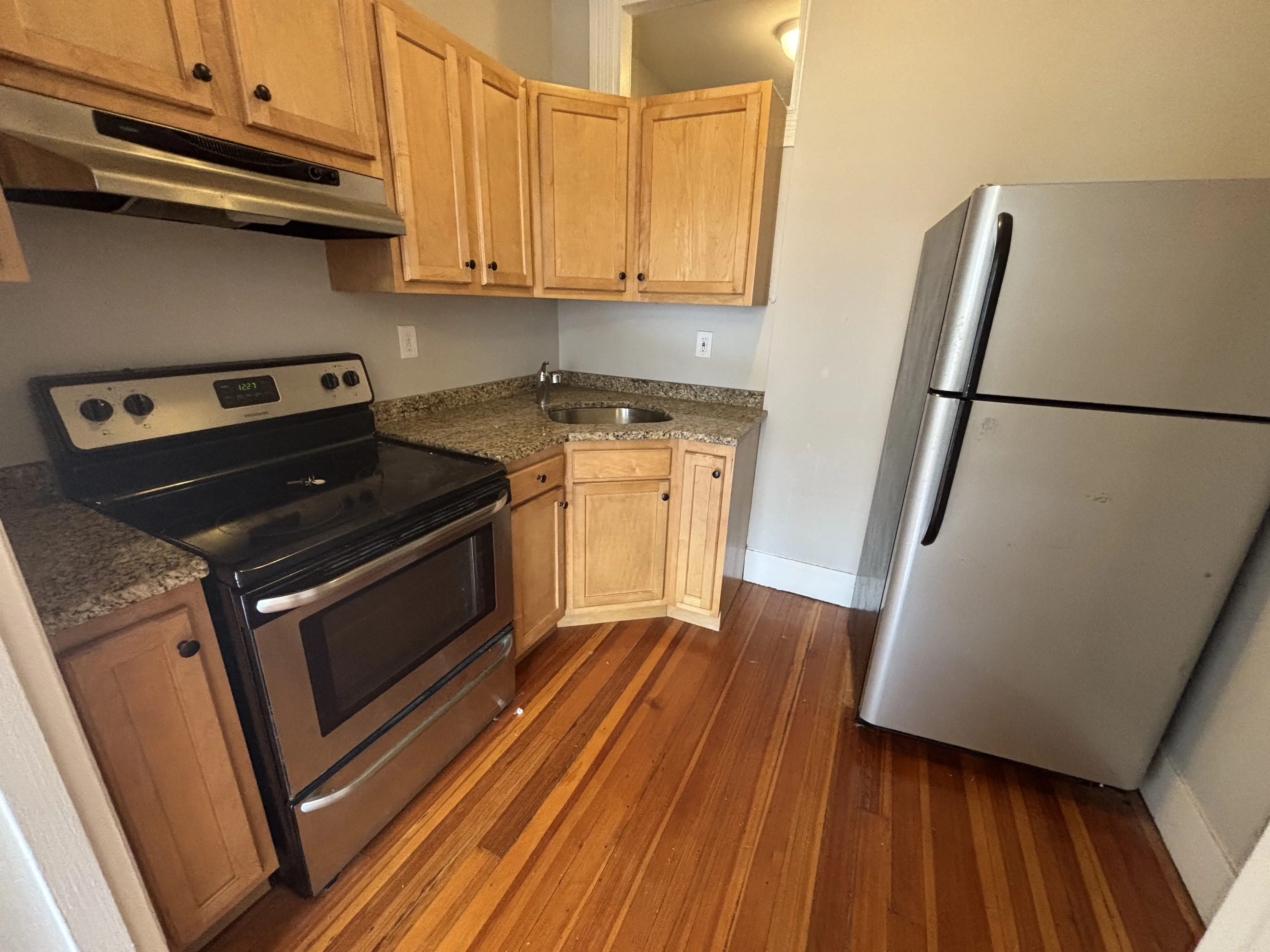 Studio bed, 1 bath apartment for rent at 9 Sewall Ave Unit 305, Coolidge Corner