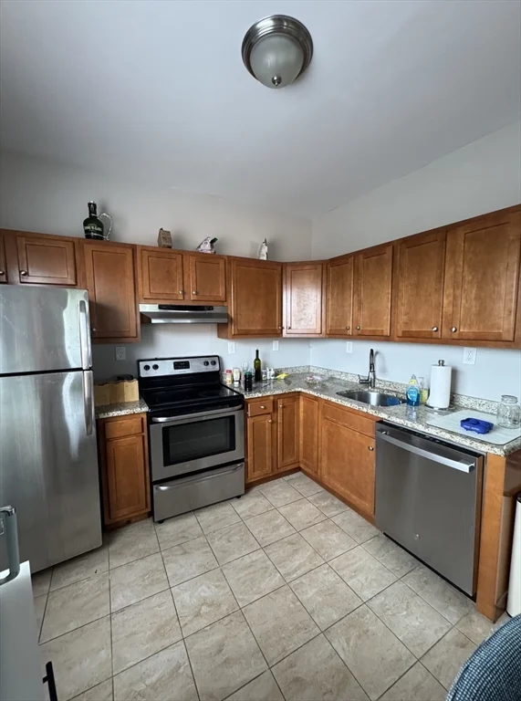 1 bed, 1 bath apartment for rent at 9 Sewall Ave Unit 314, Coolidge Corner — photo 10 of 12