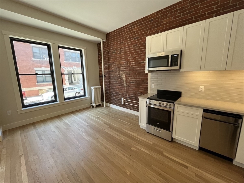 Studio bed, 1 bath apartment for rent at 9 Sewall Unit 110, Brookline — photo 5 of 9