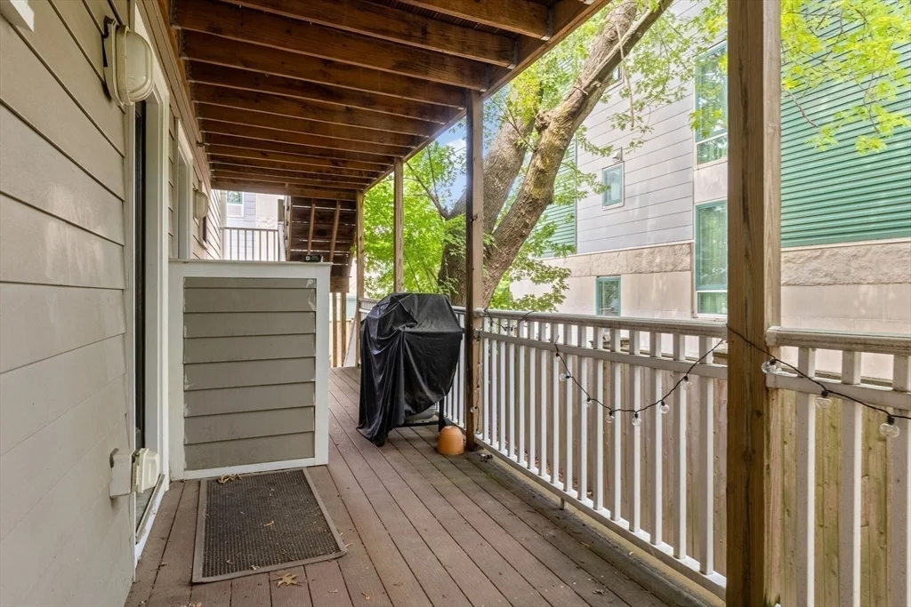 3 bed, 3 bath apartment for rent at 9 Sheridan Unit 1, Neighborhood Nine — photo 17 of 22